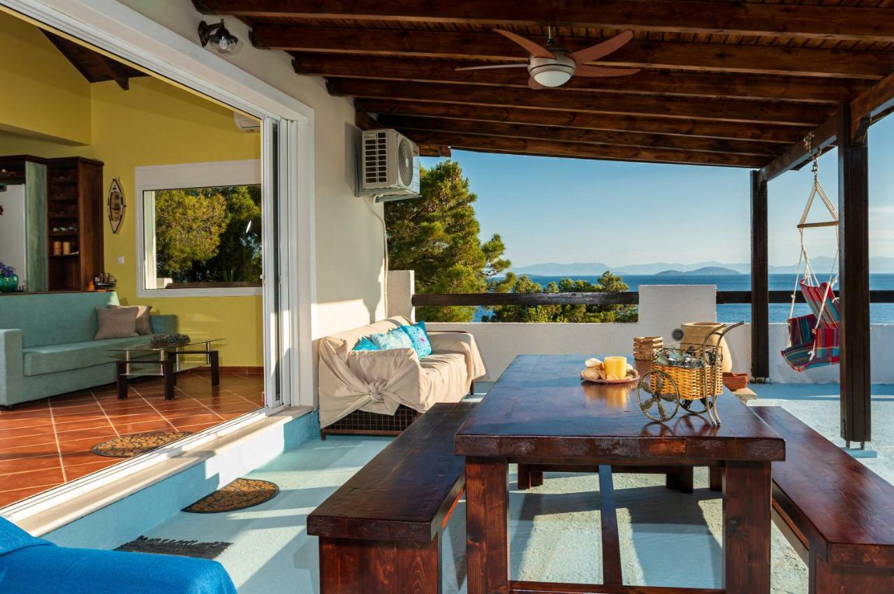 Saronic Seafront Villa Salamis Buitenkant foto